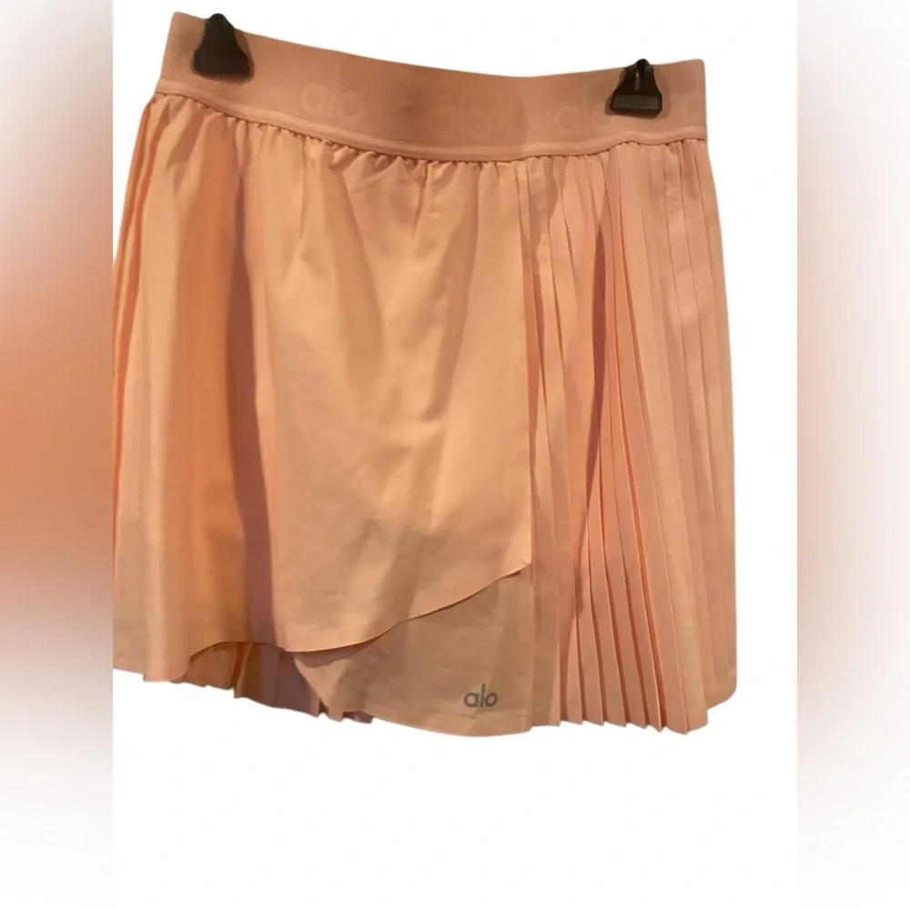 Alo Yoga tennis skirt Size L
